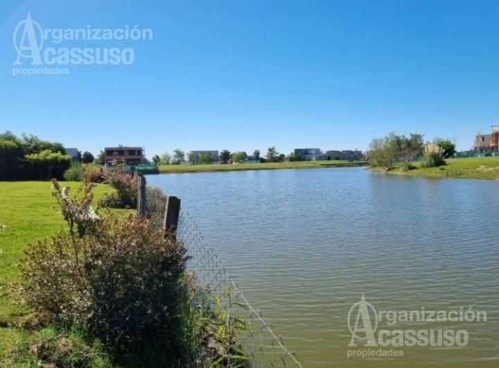 Terreno · 946m²