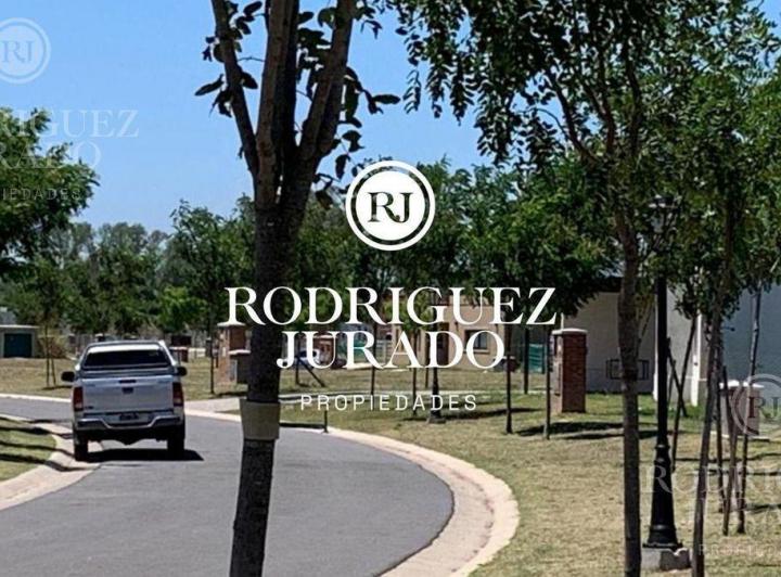 Terreno · 477m²