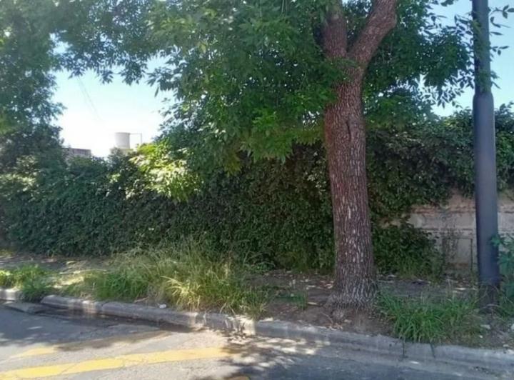 Terreno · 370m²