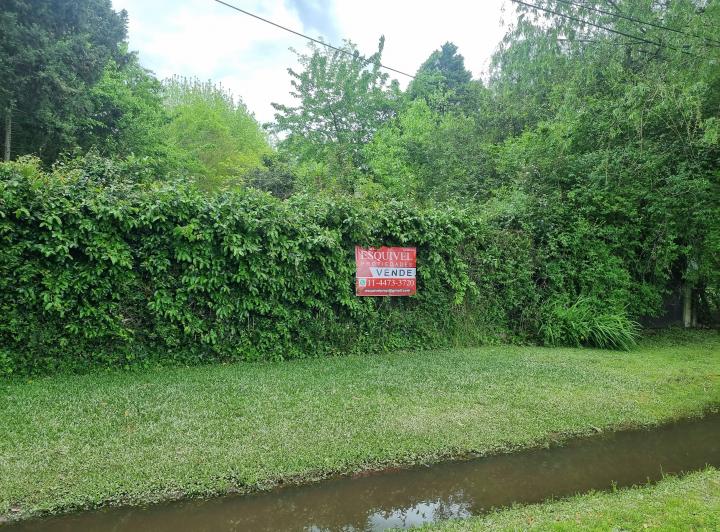 Terreno · 450m²