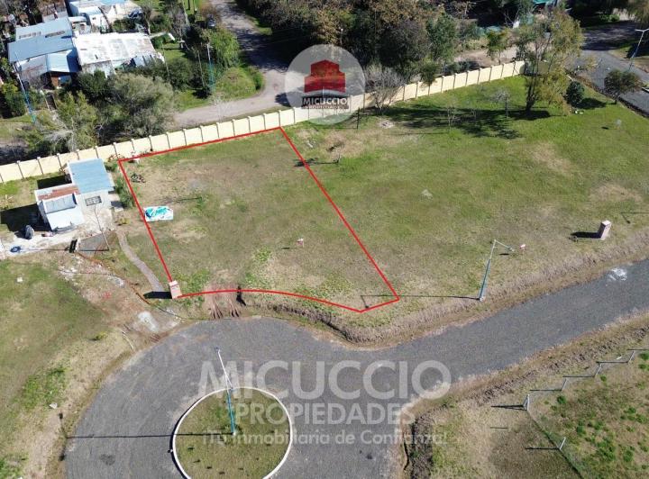 Terreno · 600m²