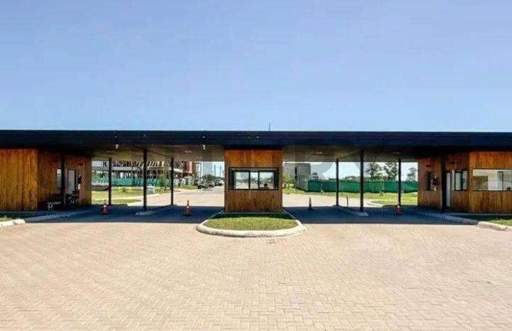 Terreno · 712m²