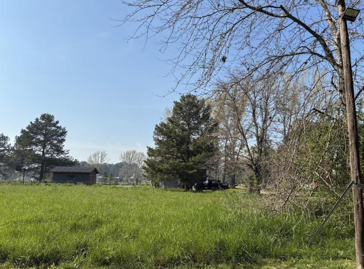 Terreno · 1615m²