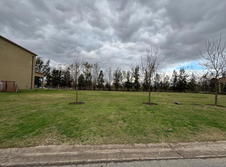 Terreno · 781m²