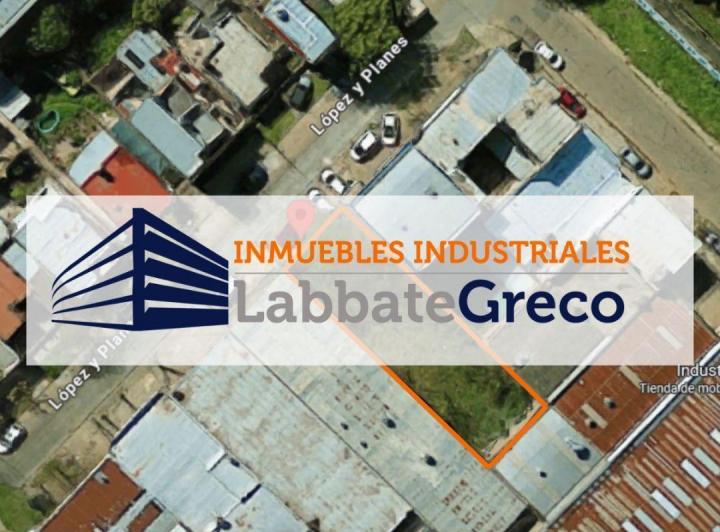 Terreno · 330m²