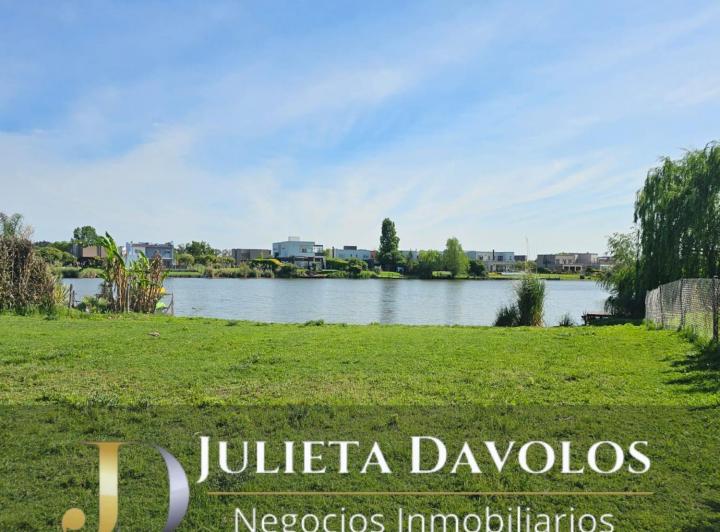 Terreno · 900m²