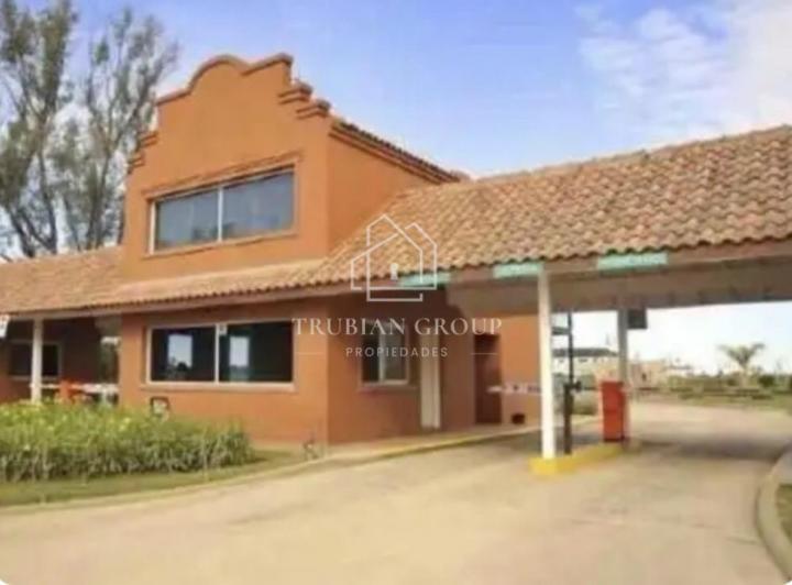 Terreno · 600m²