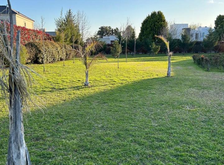 Terreno · 1348m²