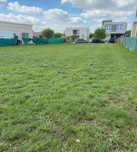 Terreno · 669m²