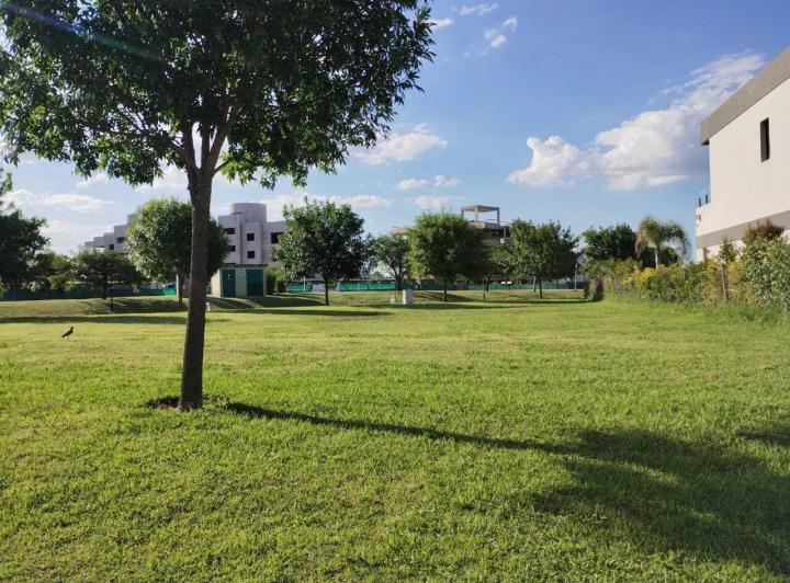 Terreno · 544m²