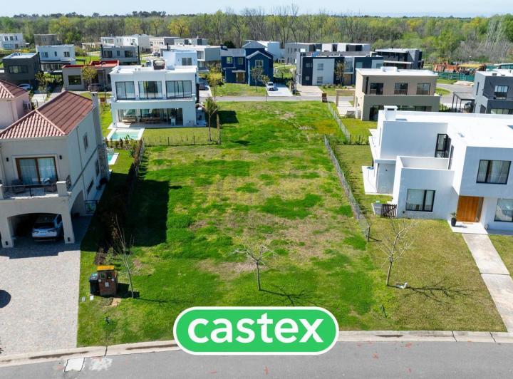 Terreno · 612m²
