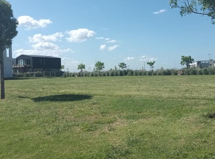 Terreno · 656m²