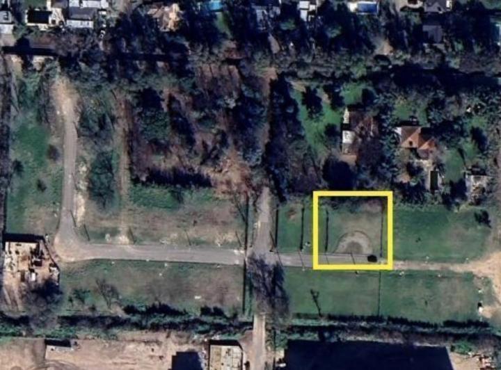 Terreno · 404m²