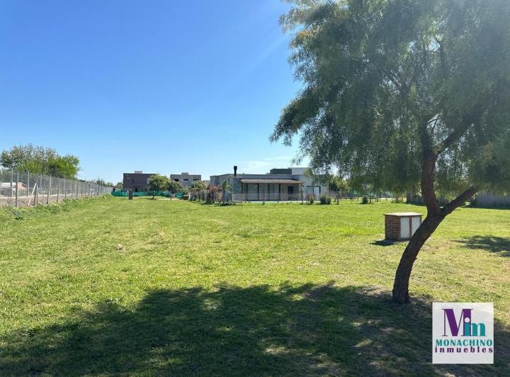 Terreno · 450m²