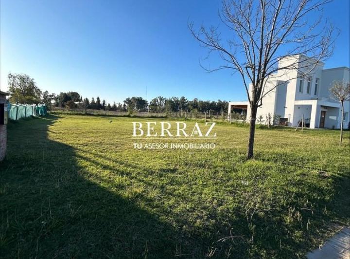 Terreno · 600m²
