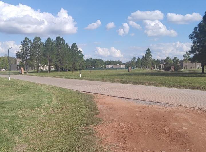 Terreno · 1008m²