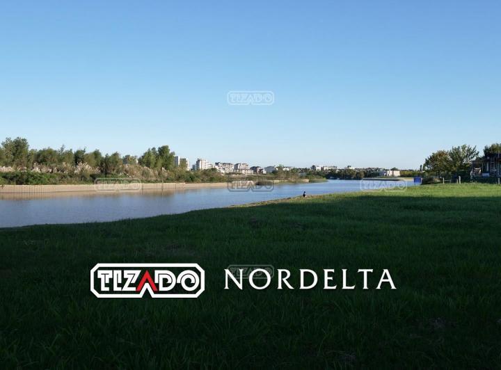 Terreno · 886m²