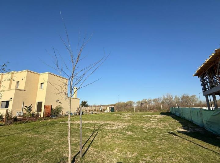 Terreno · 550m²