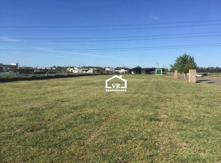 Terreno · 600m²