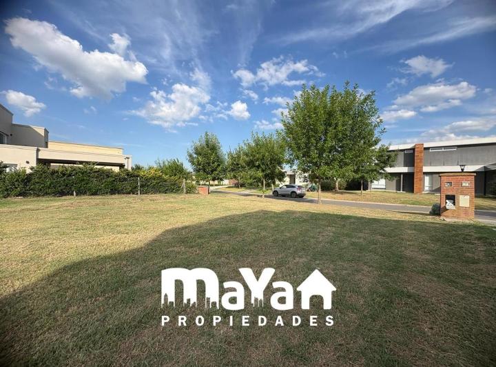 Terreno · 1068m²