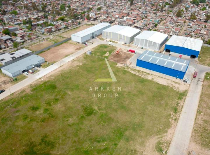 Terreno · 2320m²