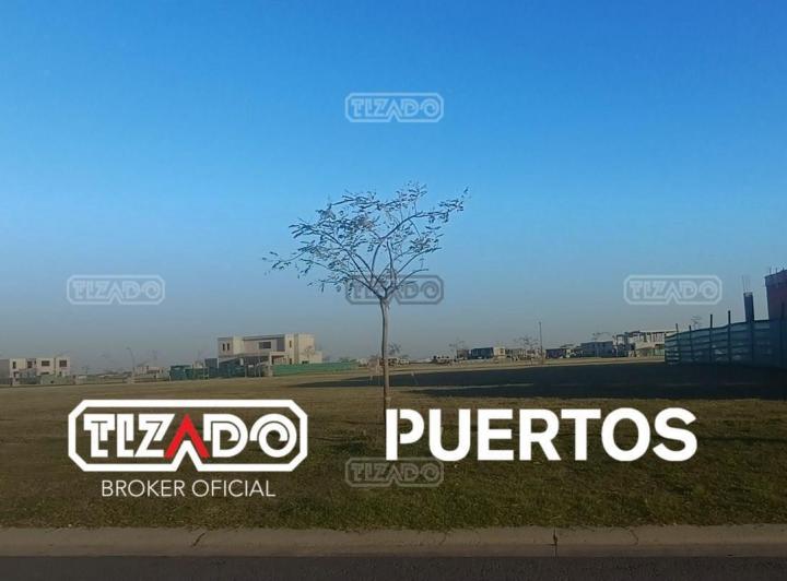Terreno · 680m²
