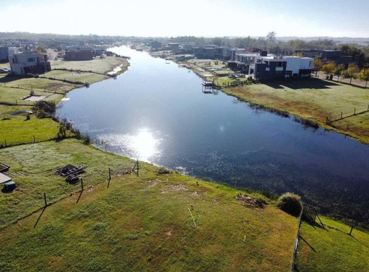 Terreno · 850m²