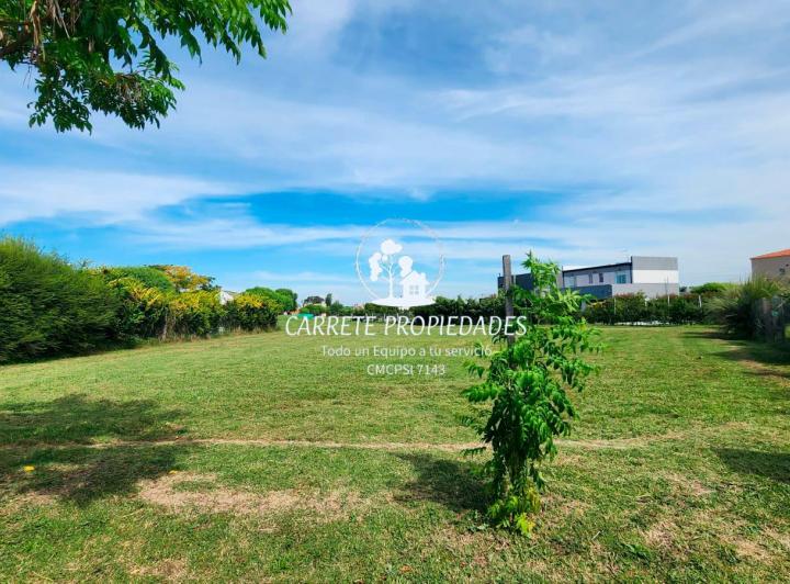 Terreno · 670m²