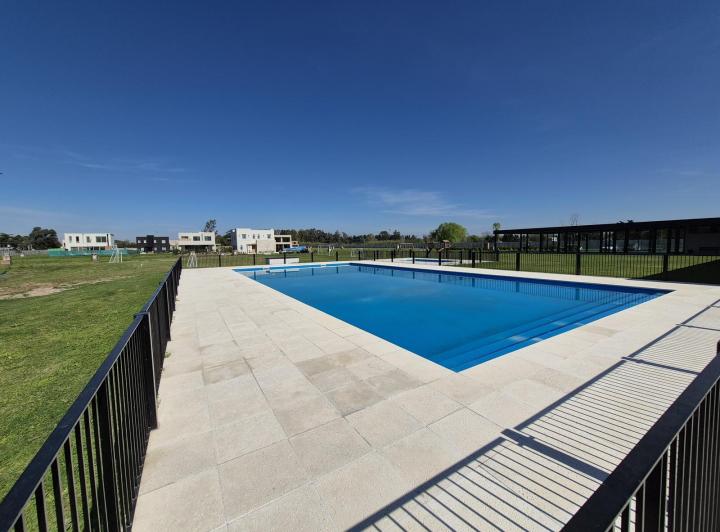 Terreno · 406m²