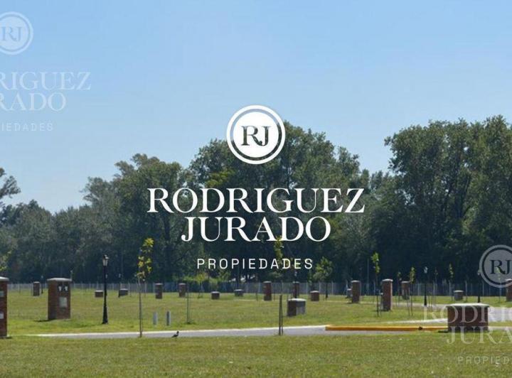 Terreno · 622m²