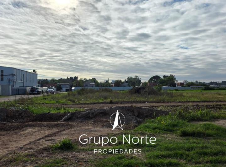 Terreno · 695m²