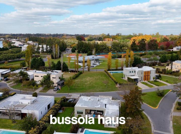 Terreno · 963m²