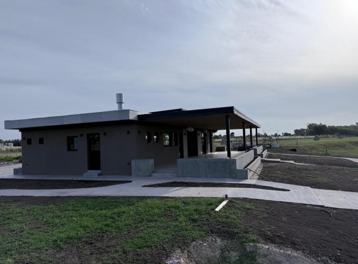 Terreno · 861m²