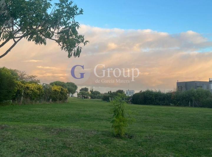 Terreno · 670m²