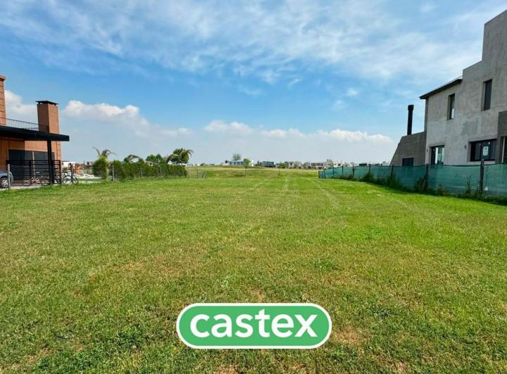 Terreno · 900m²