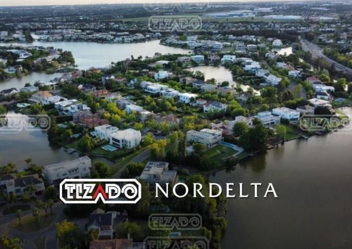 Terreno · 712m²