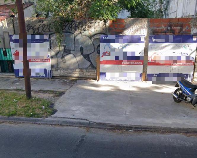 Terreno · 242m²