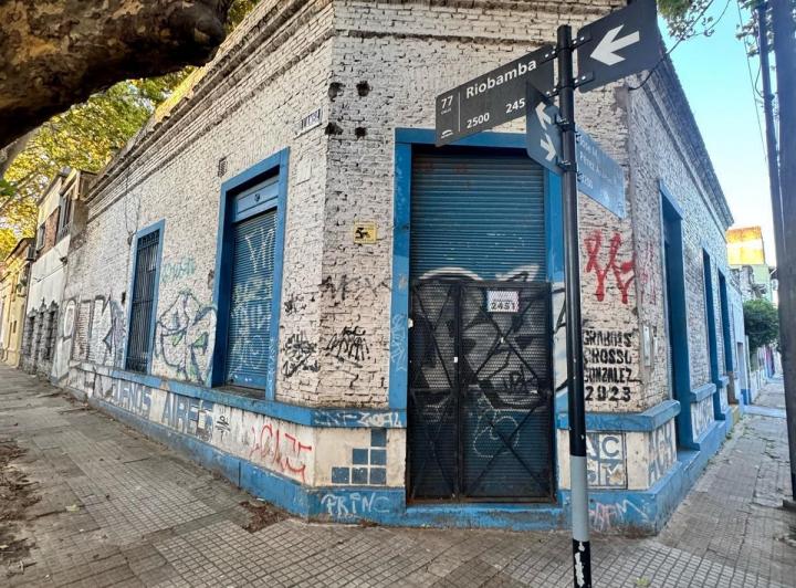 Terreno · 140m²