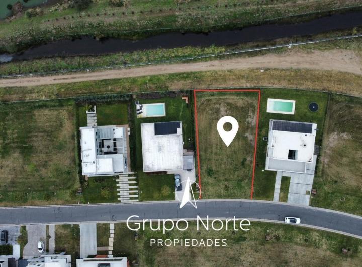 Terreno · 600m²