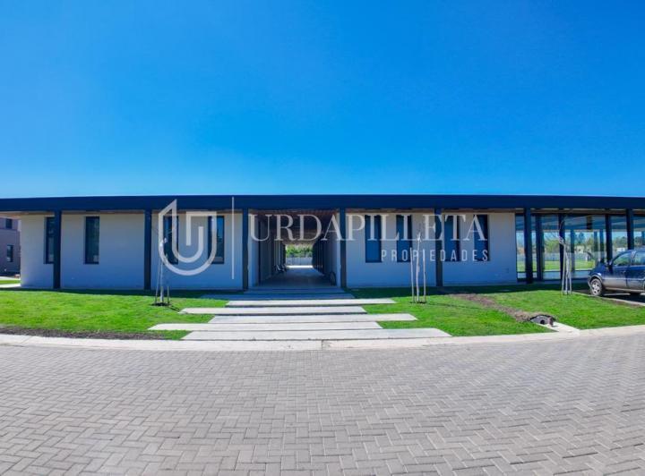 Terreno · 379m²