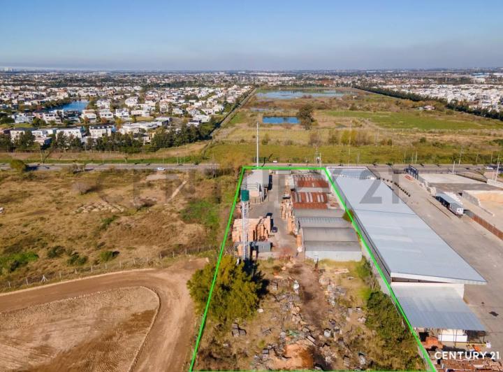 Terreno · 10008m²