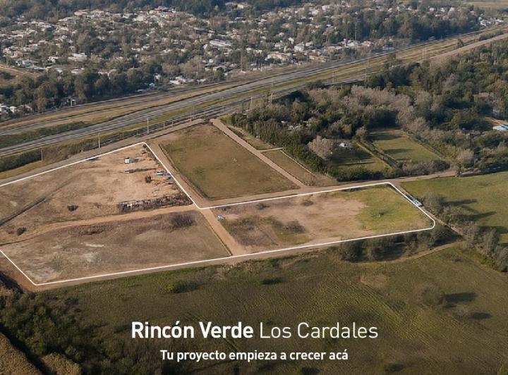 Terreno · 366m²