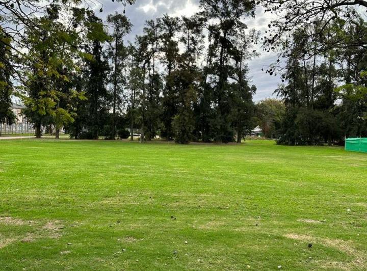 Terreno · 1056m²