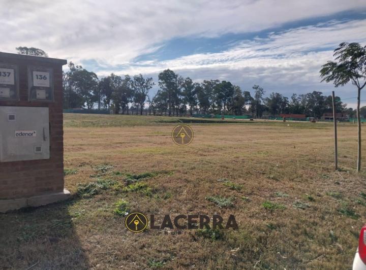 Terreno · 463m²