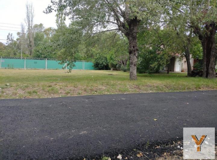 Terreno · 374m²