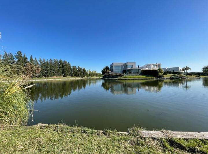 Terreno · 997m²