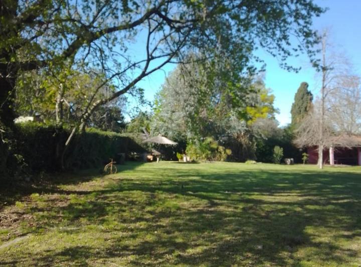 Terreno · 1011m²