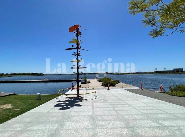 Terreno · 883m²