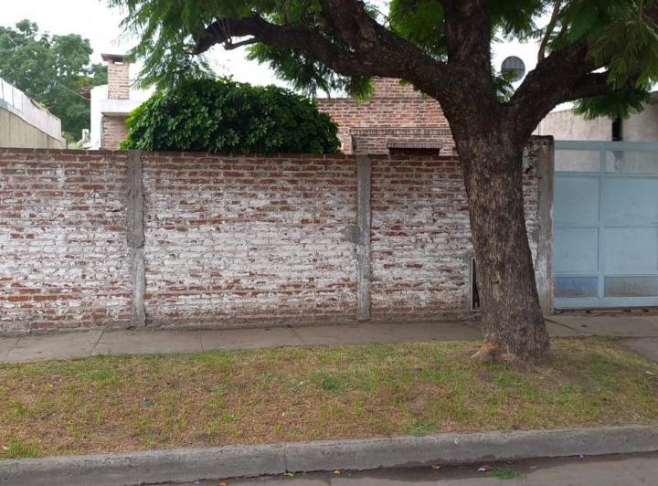 Terreno · 147m² · 2 Ambientes · 2 Cocheras