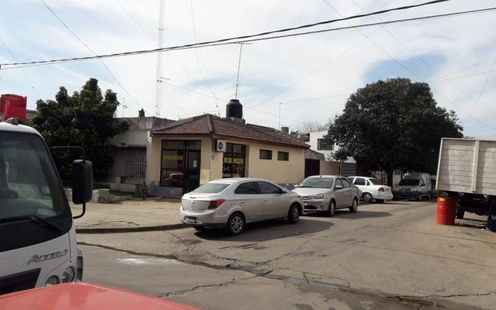 Terreno · 215m²